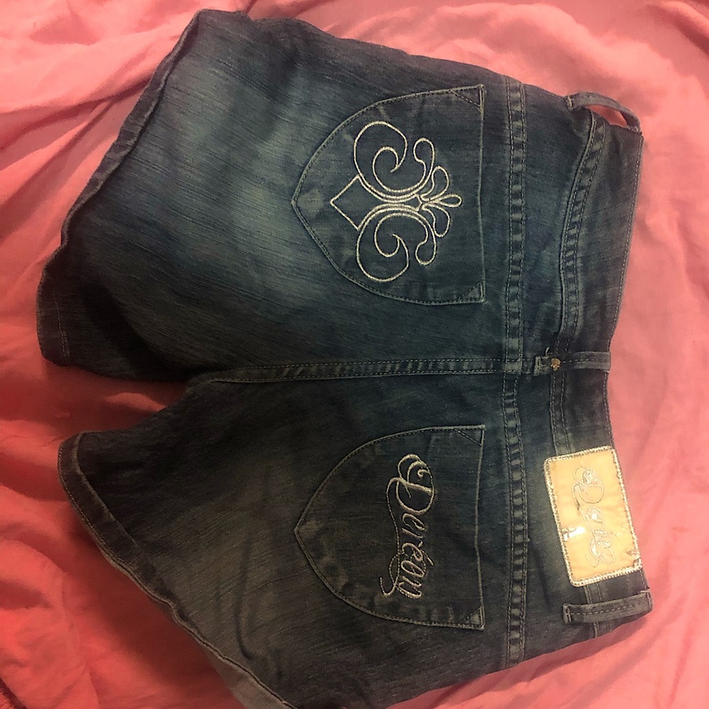 Dereon Jean Shorts